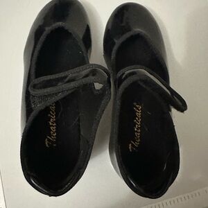 Theatrical kids tap shoes